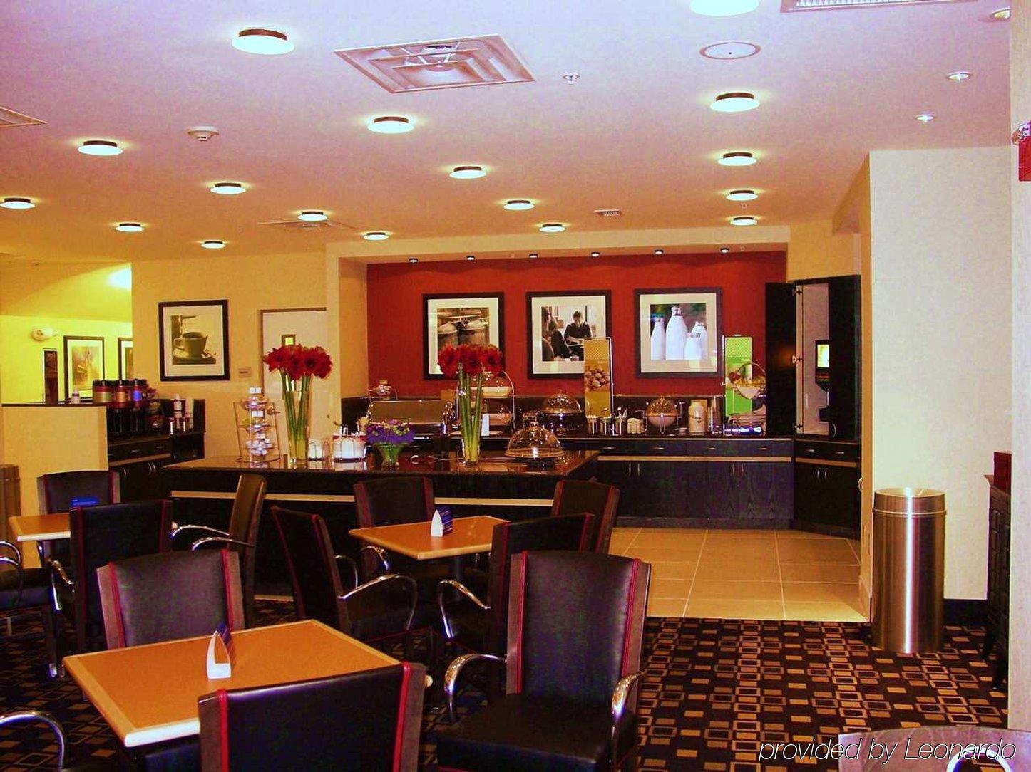 Hampton Inn & Suites Herndon-Reston Ресторан фото